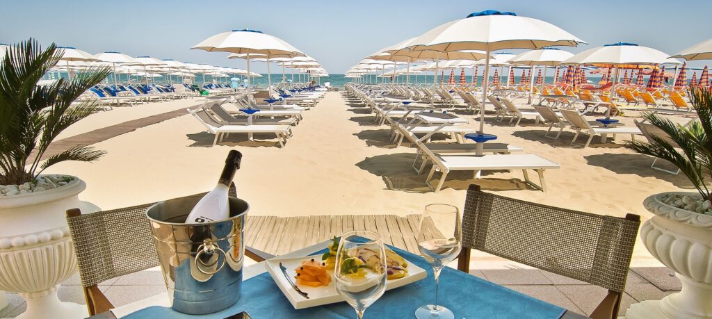 spiaggia ombrellone con soffietto senza balza